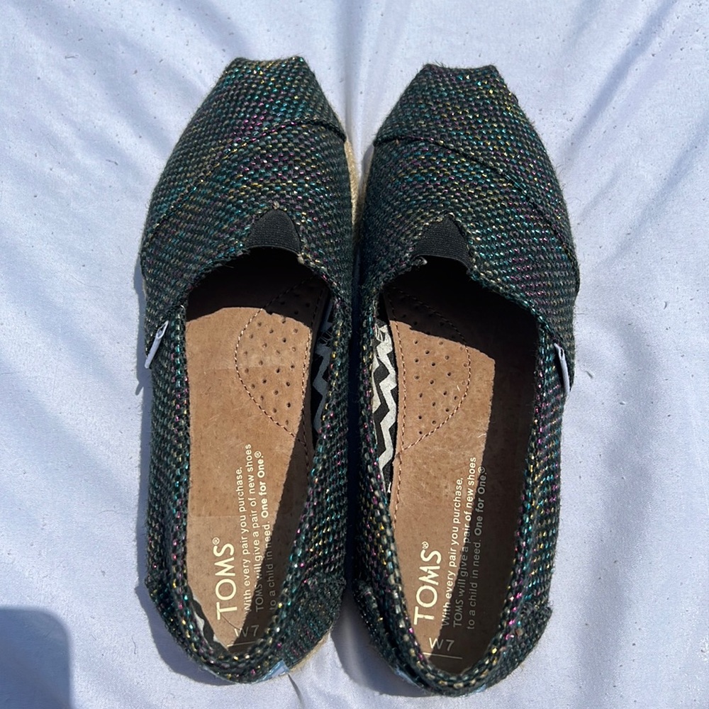 NWOT Toms Black/Multicolor Sparkle Alpargata